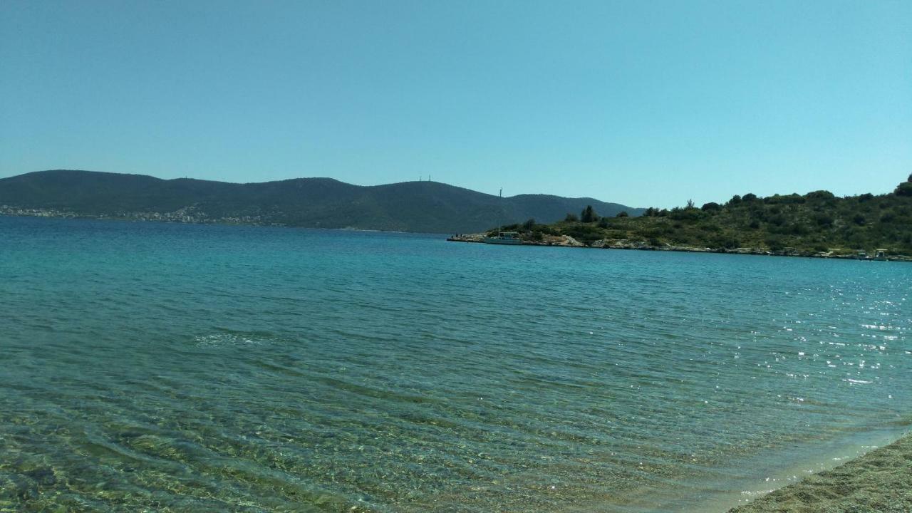Vila Iliakti Relaxing Seaside Salamís Exteriér fotografie